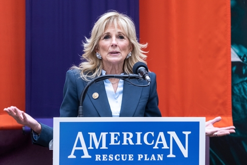 AGAIN? Jill Biden COLLAPSES Before the Public